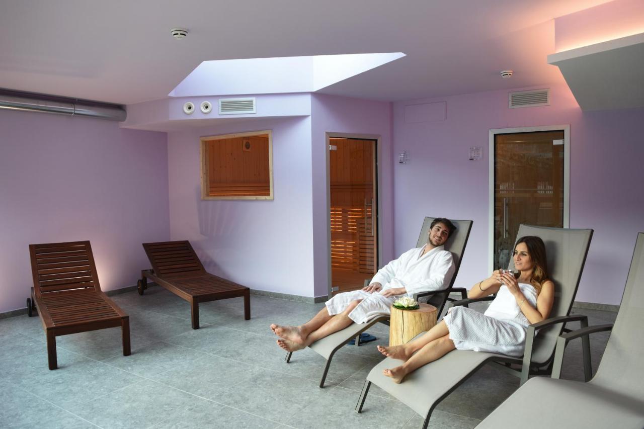 Residence & Wellness 3Mila เปอิโอโฟนติ ภายนอก รูปภาพ